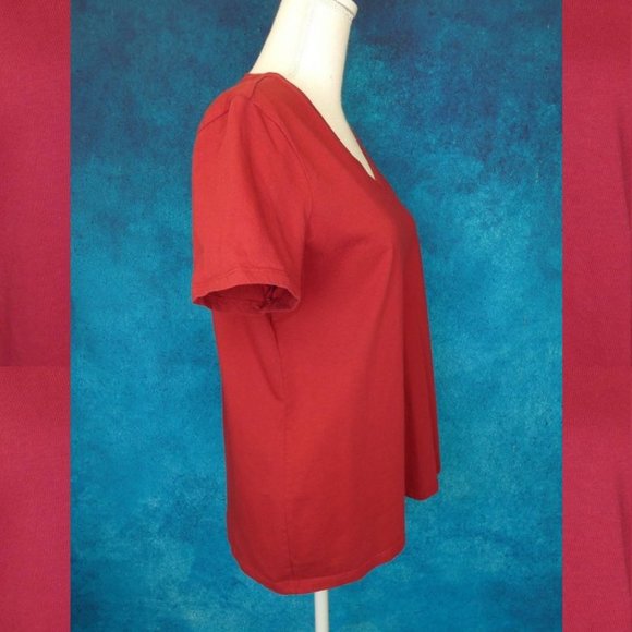 Eddie Bauer Cranberry Short Sleeve VNeck Tee Large - Picture 6 of 8